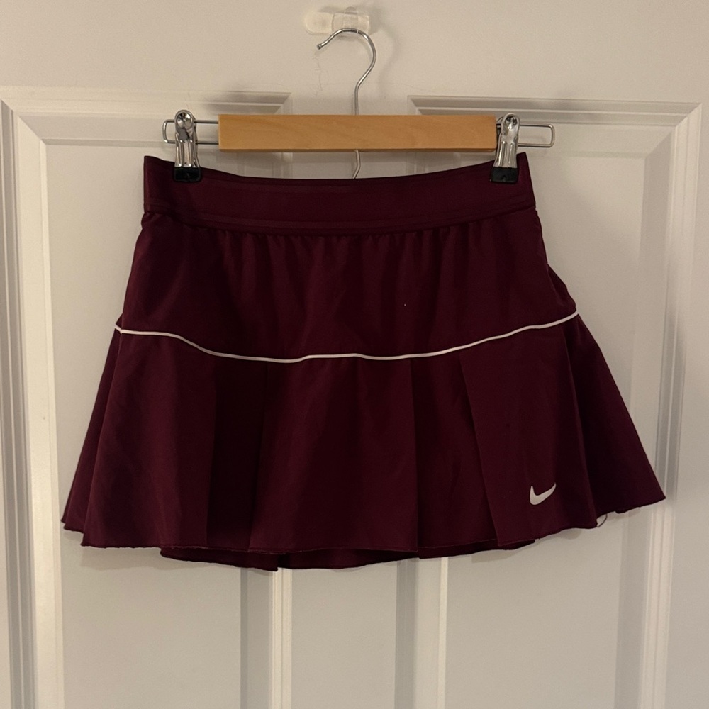 Nike Women's Burgundy Mini Skort